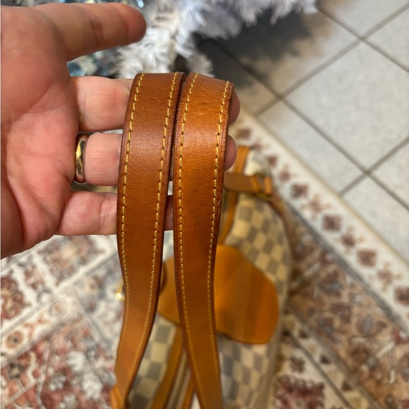 💕💯Authentic Louis Vuitton Stresa PM Damier Azur Shoulder Bag - Picture 14 of 15